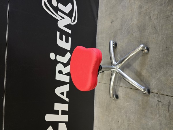 Tabouret met zadelzit
