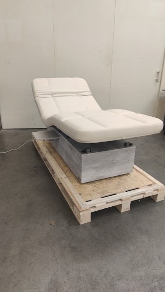 Gharieni Evo Lounger, PU White N39